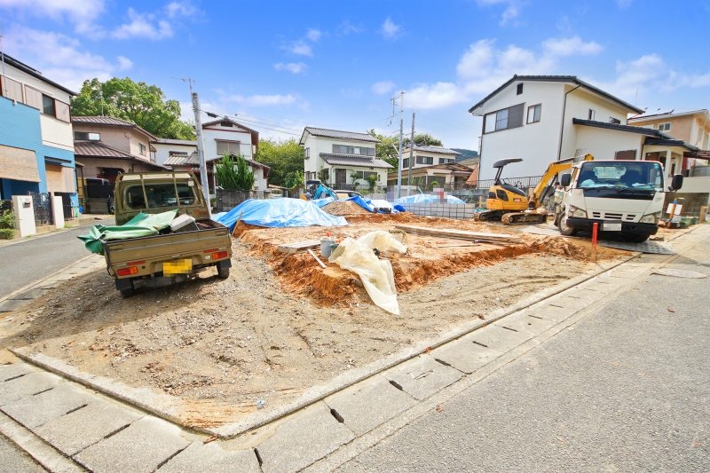 全3区画 角地、高台に位置する閑静な住宅地 現地（2021年9月）撮影