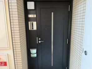 玄関ドア