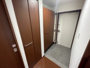 シューズボックス付の玄関スペース