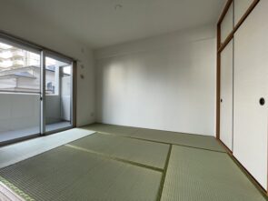 和室6帖　押し入れ収納付